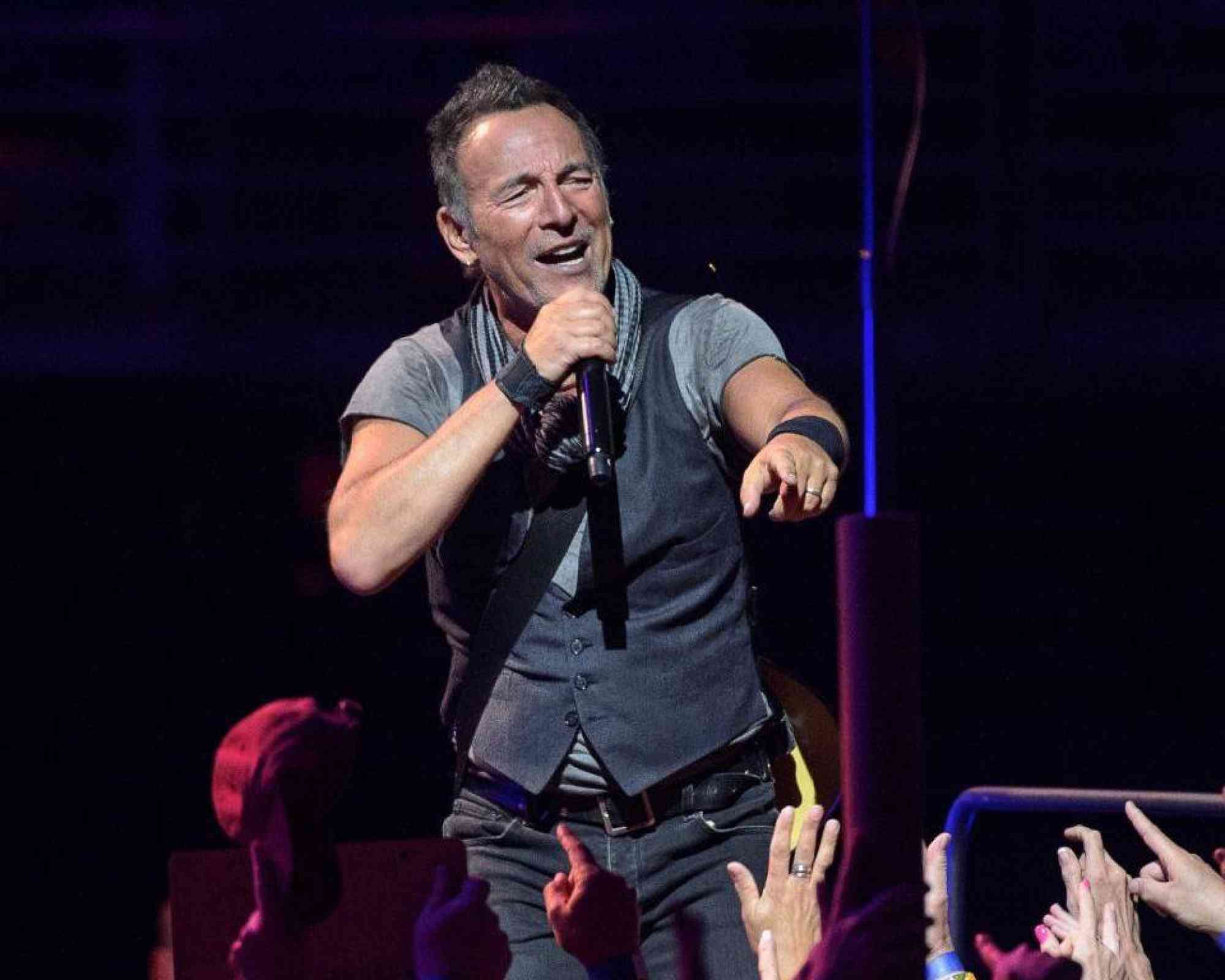 Bruce Springsteen 2016 Bryce Jordan Center University Park Photo Credit Mark Selders