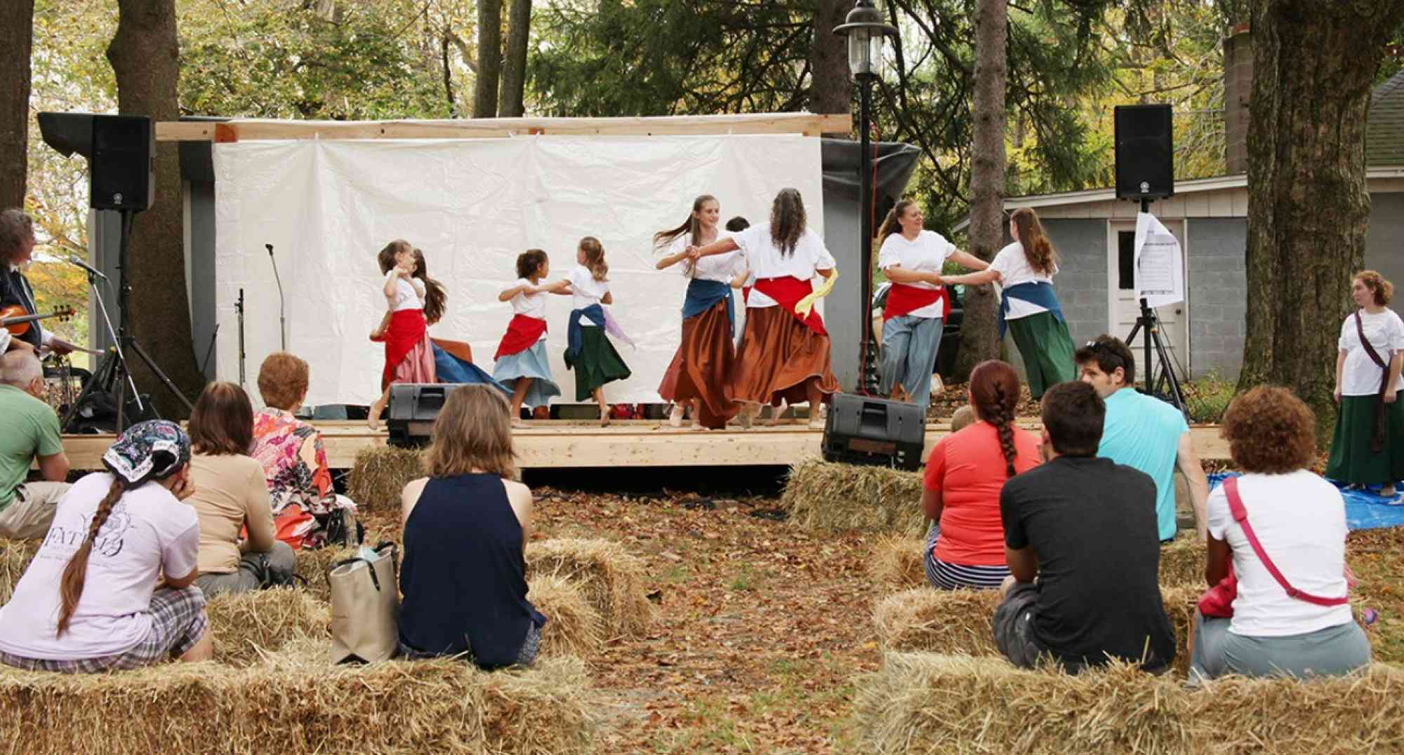 Mary Szmolko Festival dancers photos