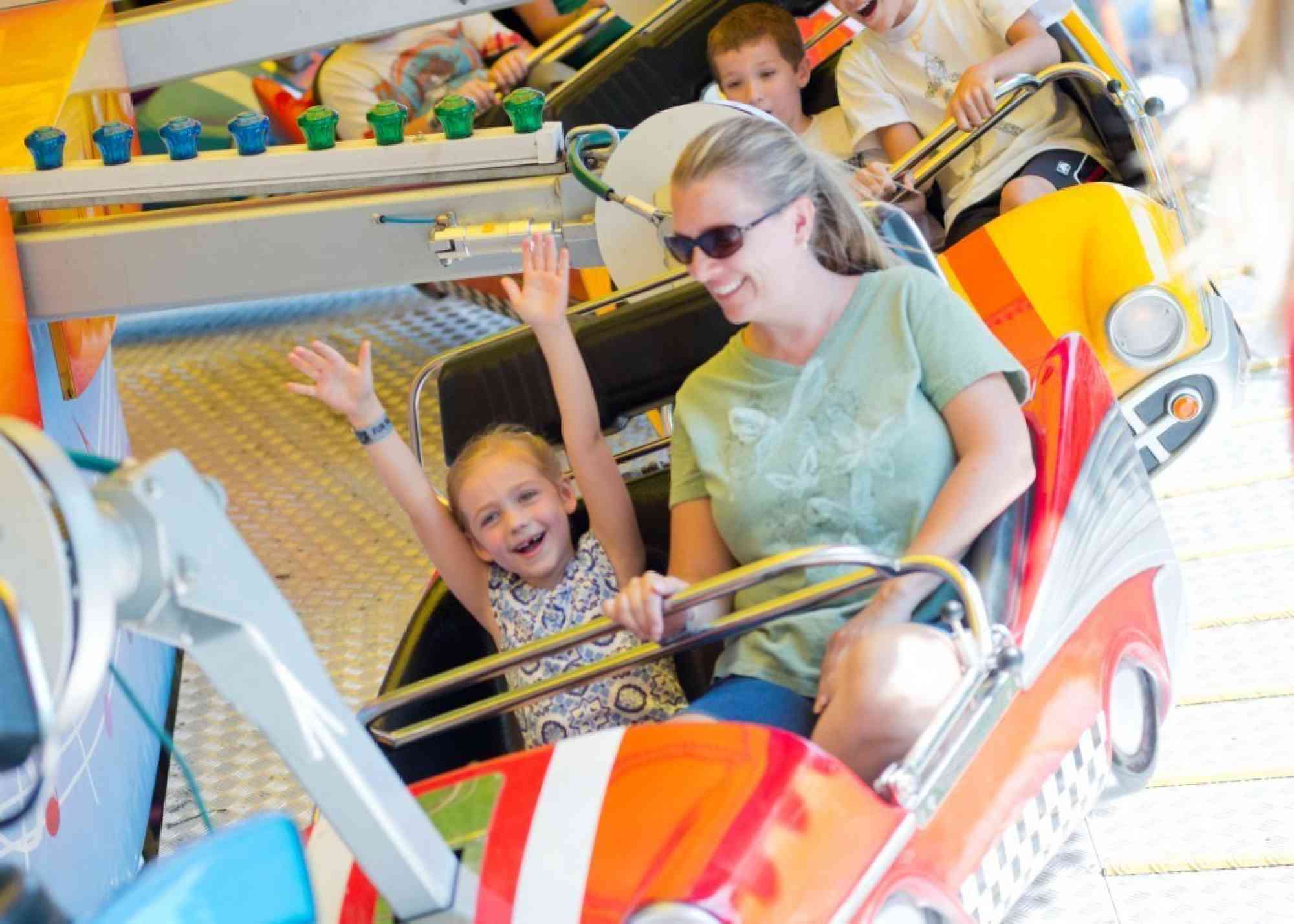 Swing Buggy Girl with Hands Up