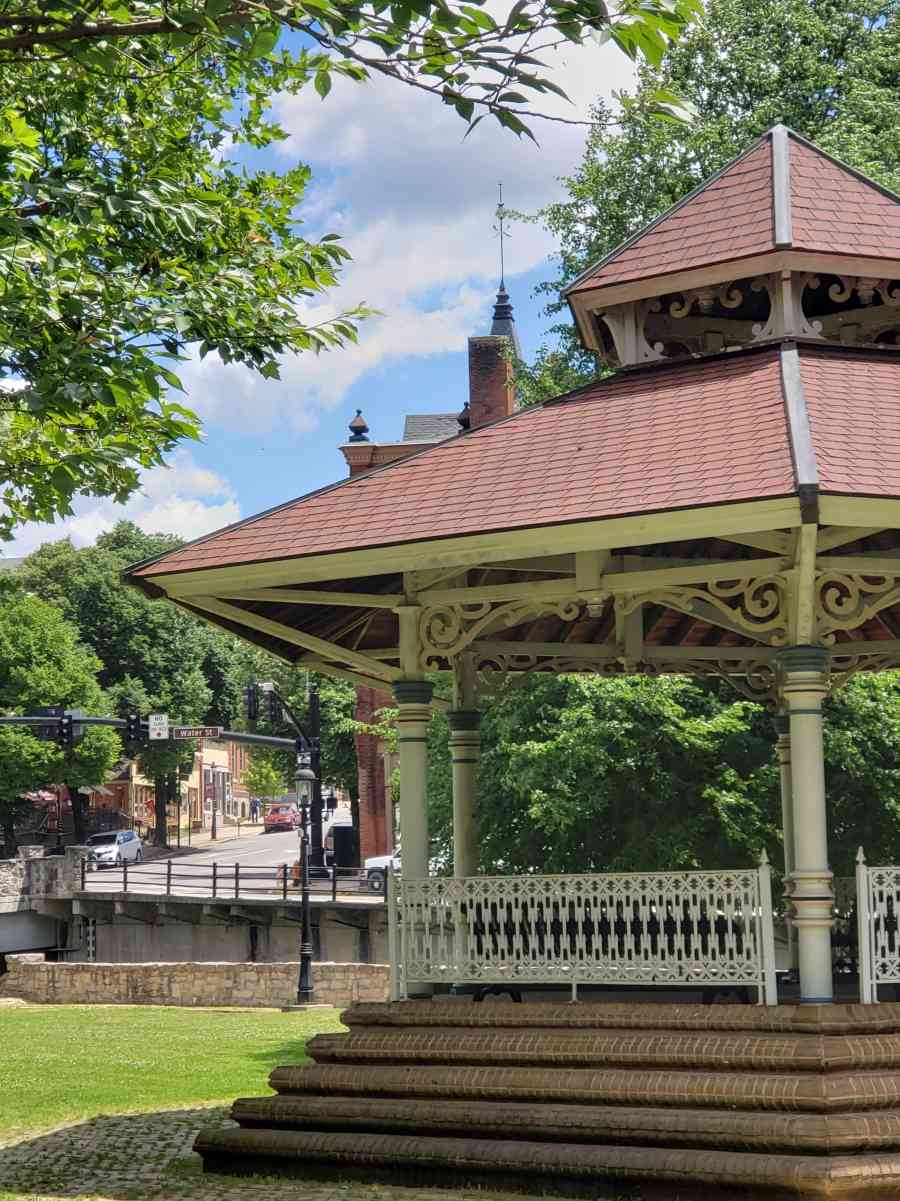 Talleyrand gazebo