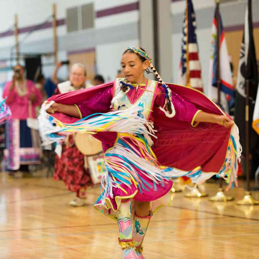 Powwow Fancy Shawl dancer child1