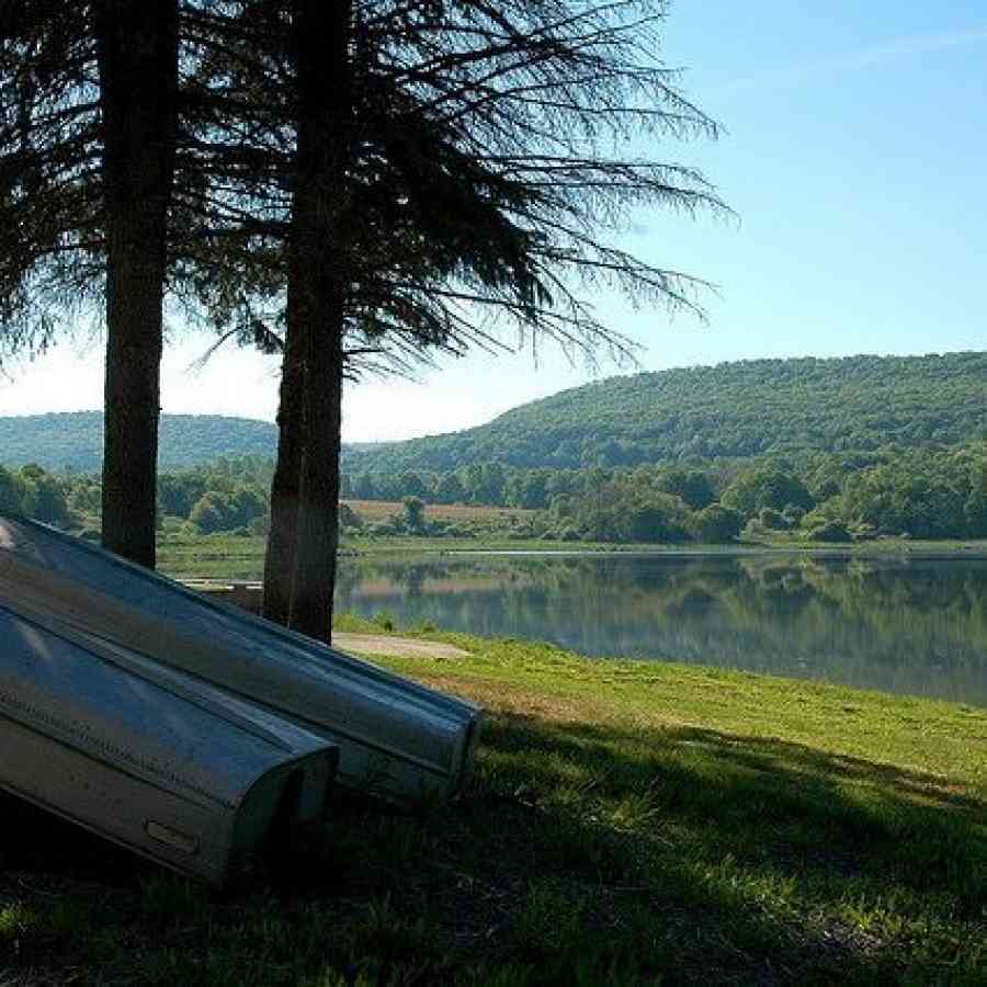 Colyer Lake Laurel Highlands