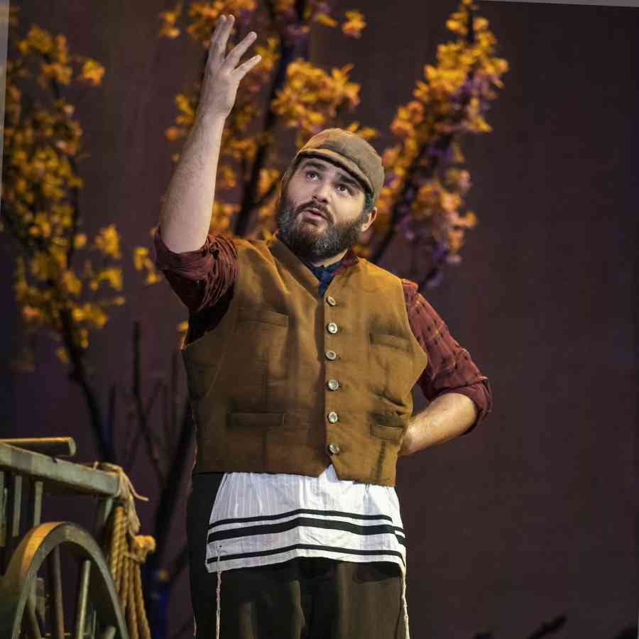 Jonathan Hashmonay Tevye in the North American Tour of FIDDLER ON THE ROOF Photo by Joan Marcus 0038r
