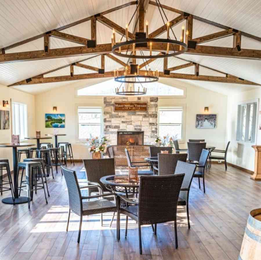 Mount Nittany Winery_Dining room