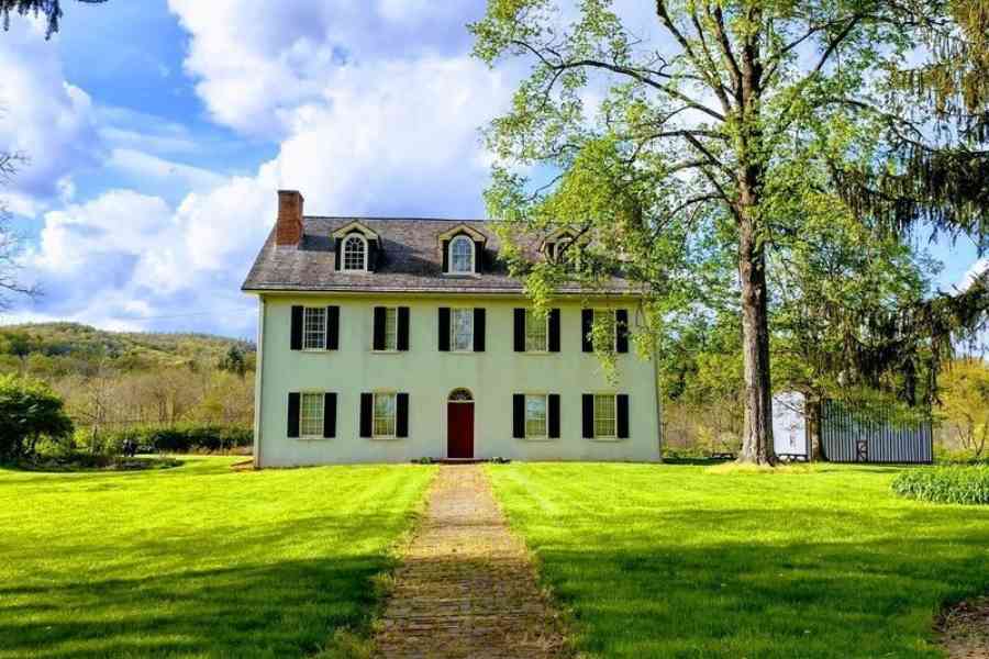 Matt wise untouched photo of mansion orig